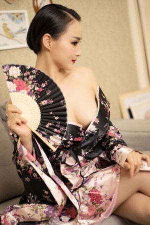 年轻寡妇_BD英语电影完整版